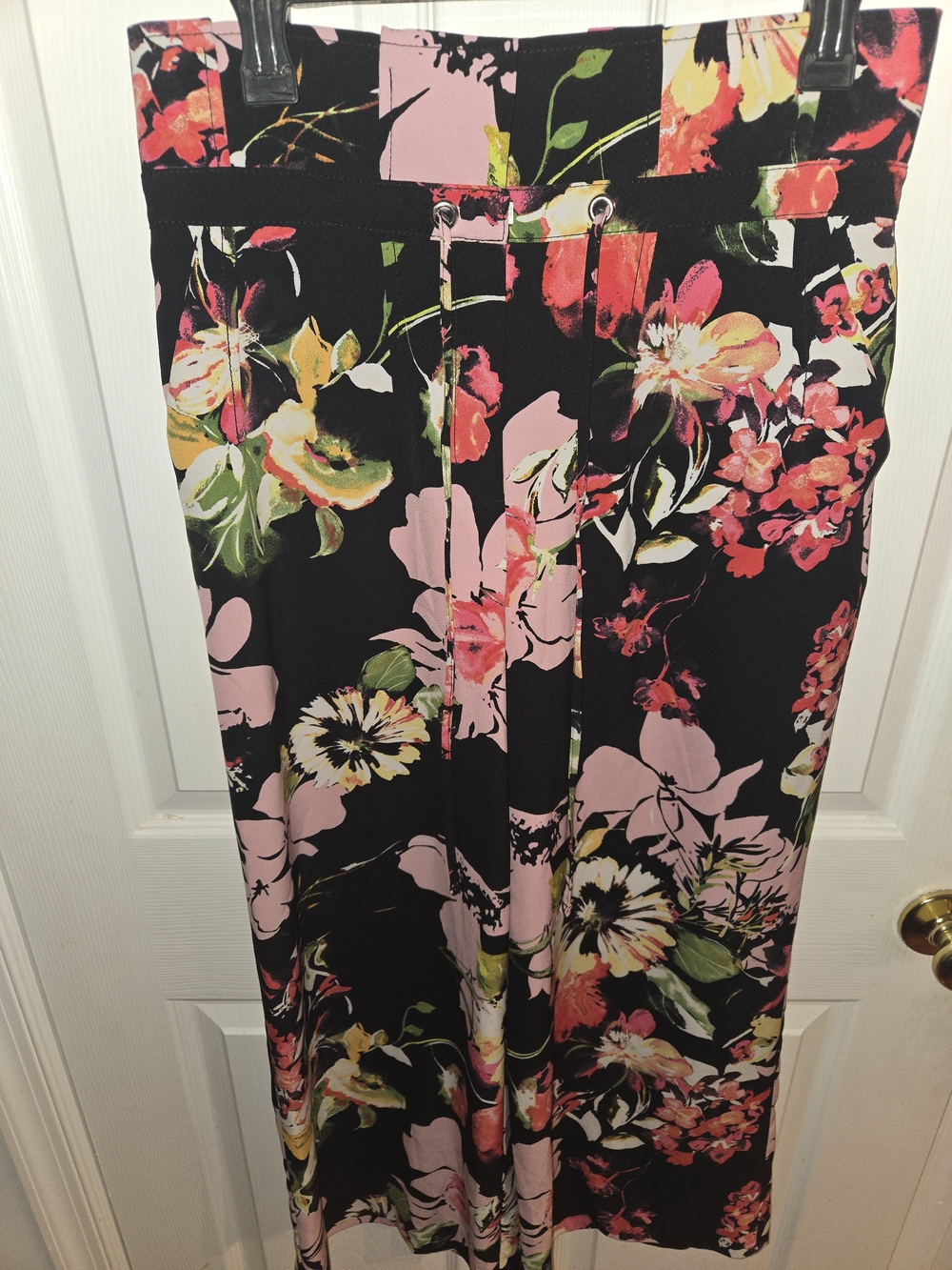 New York & Company Black Wide Leg Pants with Pink, Green & Yellow Floral Print